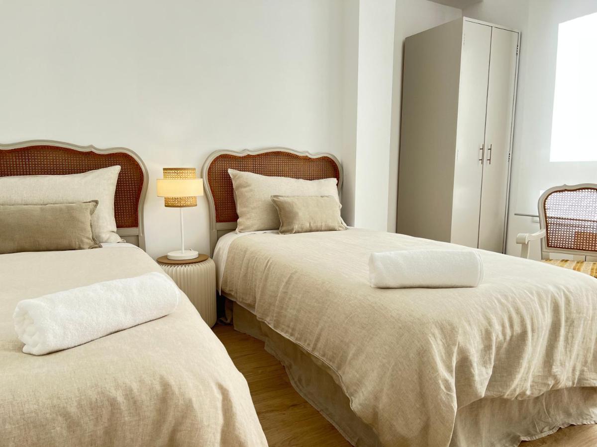 Ansar Suite Торрелавега Экстерьер фото